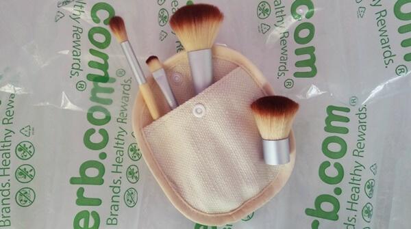 Madre Labs, Madre Labs Five-Piece Cosmetic Mini-Brush Set